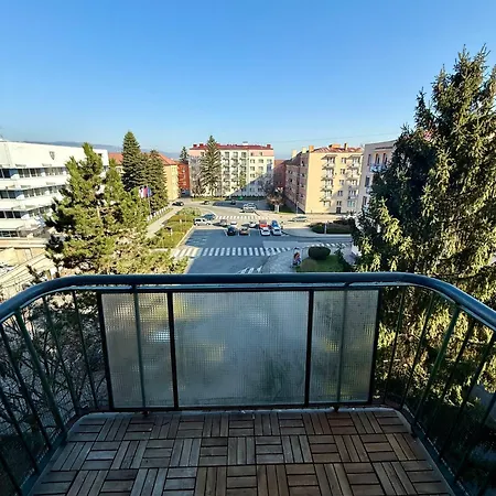 Exkluzivny V Centre S Parkovanim Zadarmo Zv3 * 즈볼렌