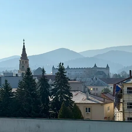 Apartmán Exkluzívny V Centre S Parkovaním Zadarmo Zv2 Zvolen