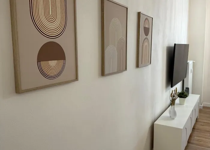 Exkluzivny V Centre S Parkovanim Zadarmo Zv3 아파트 즈볼렌